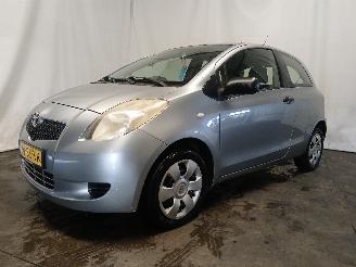 Toyota Yaris Yaris II (P9) Hatchback 1.0 12V VVT-i (1KR-FE) [51kW]  (08-2005/12-201=
1) picture 3