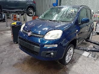 Uttjänta bilar auto Fiat Panda Panda/Pandina (312) Hatchback 0.9 TwinAir Turbo 85 (312.A.2000) [63kW]=
  (02-2012/...) 2013/7