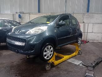 Vrakbiler auto Peugeot 107 107 Hatchback 1.0 12V (384F(1KR)) [50kW]  (06-2005/05-2014) 2010/3