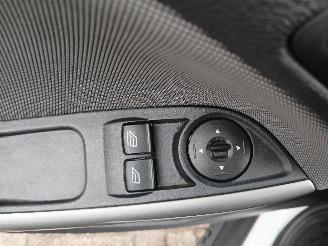 Ford Focus Focus 3 Hatchback 1.0 Ti-VCT EcoBoost 12V 100 (M2DA(Euro 5)) [74kW]  (=
02-2012/05-2018) picture 12