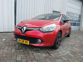 Schadeauto Renault Clio Clio IV (5R) Hatchback 5-drs 0.9 Energy TCE 90 12V (H4B-408(H4B-B4)) [=
66kW]  (11-2012/08-2021) 2013/10