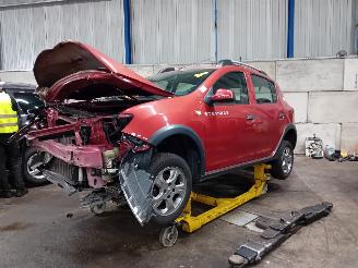 Uttjänta bilar auto Dacia Sandero Sandero II Hatchback 0.9 TCE 12V (H4B-400(H4B-A4)) [66kW]  (10-2012/..=
=2E) 2014/9