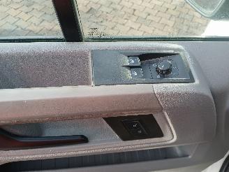 Volkswagen Crafter Crafter (SY) Van 2.0 TDI FWD (DAUA) [103kW]  (09-2016/...) picture 14