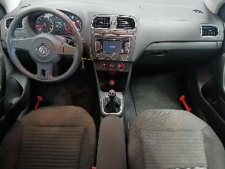 Volkswagen Polo Polo V (6R) Hatchback 1.2 TSI (CBZC(Euro 5)) [66kW]  (05-2011/05-2014)= picture 10