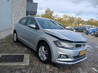 Volkswagen Polo Polo VI (AW1) Hatchback 5-drs 1.0 TSI 12V (CHZL) [70kW]  (06-2017/...)= picture 5