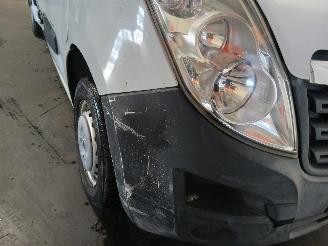 Opel Movano Movano Van 2.3 CDTi 16V FWD (M9T-880(M9T-D8)) [92kW]  (05-2010/06-2016=
) picture 26