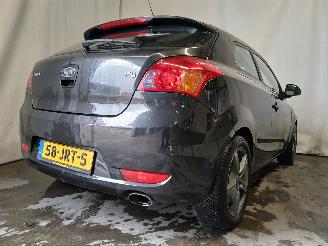 Kia Cee d Cee'd Sporty Wagon (EDF) Combi 1.4 16V (G4FA) [80kW]  (09-2007/12-2012=
) picture 5