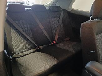 Kia Cee d Cee'd Sporty Wagon (EDF) Combi 1.4 16V (G4FA) [80kW]  (09-2007/12-2012=
) picture 9