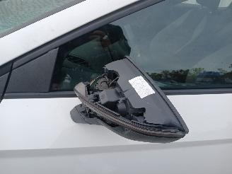 Seat Leon Leon (5FB) Hatchback 5-drs 1.6 TDI 16V (CLHB(Euro 5)) [66kW]  (11-2012=
/08-2018) picture 22