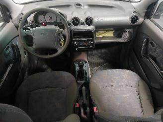 Hyundai Atos Atos Hatchback 1.1 12V (G4HD) [43kW]  (05-2003/05-2005) picture 11