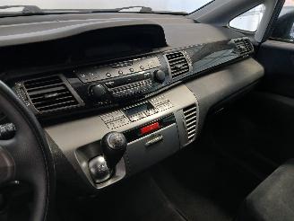 Honda Fr-v FR-V (BE) MPV 1.7 16V (D17A2) [92kW]  (02-2005/12-2006) picture 20