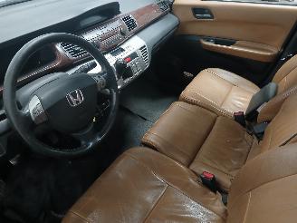 Honda Fr-v FR-V (BE) MPV 2.0 16V (K20A9) [110kW]  (02-2005/12-2006) picture 12