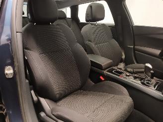 Peugeot 508 508 SW (8E/8U) Combi 1.6 HDiF 16V (DV6C(9HR)) [84kW]  (02-2012/12-2018=
) picture 12
