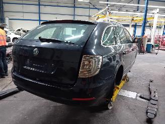 Skoda Superb Superb Combi (3TAC/TAF) Combi 2.0 TDI 16V (CFFB) [103kW]  (10-2009/05-=
2015) picture 3