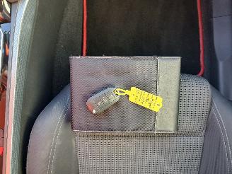 Peugeot 508 508 (8D) Sedan 2.0 HYbrid4 16V (DW10CTED4(RHC)) [147kW]  (11-2010/12-2=
018) picture 18