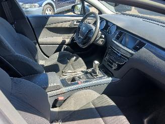 Peugeot 508 508 (8D) Sedan 1.6 HDiF 16V (DV6C(9HD)) [84kW]  (02-2012/12-2018) picture 8