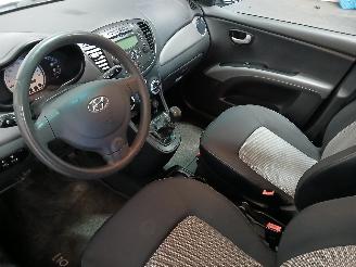 Hyundai I-10 i10 (F5) Hatchback 1.1i 12V (G4HG) [49kW]  (01-2008/12-2013) picture 11