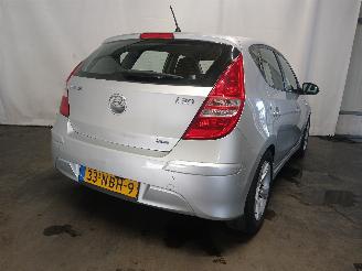 Hyundai I-30 i30 (FD) Hatchback 1.6 CVVT 16V (G4FC-G) [93kW]  (02-2008/11-2011) picture 5