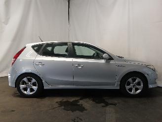 Hyundai I-30 i30 (FD) Hatchback 1.6 CVVT 16V (G4FC-G) [93kW]  (02-2008/11-2011) picture 7