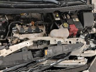 Opel Karl Karl Hatchback 5-drs 1.0 12V (B10XE(Euro 6)) [55kW]  (01-2015/03-2019)= picture 28