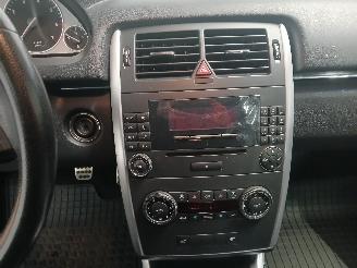Mercedes B-klasse B (W245) Hatchback 1.7 B-170 16V (M266.940) [85kW]  (03-2005/11-2011) picture 14