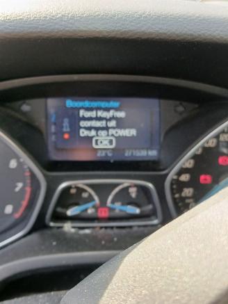 Ford Focus Focus 3 Hatchback 1.0 Ti-VCT EcoBoost 12V 100 (M2DA(Euro 5)) [74kW]  (=
02-2012/05-2018) picture 2