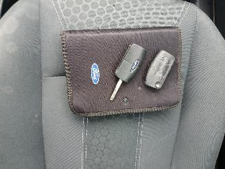 Ford Fiesta Fiesta 6 (JA8) Hatchback 1.6 TDCi 95 (T3JA(Euro 5)) [70kW]  (02-2010/1=
2-2015) picture 25