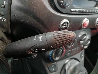 Fiat 500 500 (312) Hatchback 0.9 TwinAir 85 (312.A.2000) [63kW]  (07-2010/...) picture 15