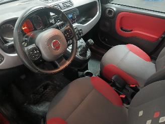 Fiat Panda Panda/Pandina (312) Hatchback 0.9 TwinAir 65 (312.A.4000) [48kW]  (04-=
2012/...) picture 12