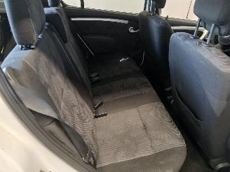 Dacia Sandero Sandero I (BS) Hatchback 1.2 16V (D4F-732(D4F-F7)) [55kW]  (11-2008/12=
-2012) picture 10