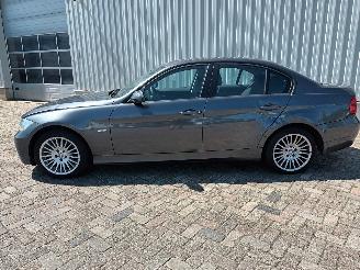 BMW 3-serie 3 serie (E90) Sedan 318d 16V (M47-D20(204D4)) [90kW]  (03-2005/08-2007=
) picture 4