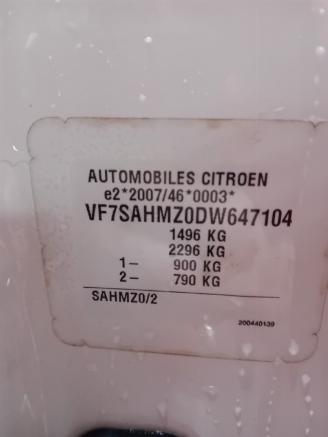 Citroën DS3 DS3 (SA) Hatchback 1.2 12V PureTech 82 (EB2F(HMZ)) [60kW]  (01-2013/03=
-2015) picture 6