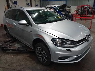 Volkswagen Golf Golf VII Variant (AUVV) Combi 2.0 TDI 16V (DFGA) [110kW]  (04-2013/12-=
2020) picture 2