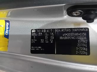 Kia Picanto Picanto (TA) Hatchback 1.2 16V (G4LA5) [63kW]  (09-2011/06-2017) picture 6