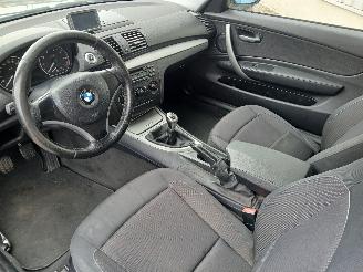 BMW 1-serie 1 serie (E81) Hatchback 3-drs 116i 1.6 16V (N43-B16A) [90kW]  (03-2007=
/12-2011) picture 11