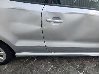 Volkswagen Polo Polo V (6R) Hatchback 1.2 TDI 12V BlueMotion (CFWA(Euro 5)) [55kW]  (1=
0-2009/05-2014) picture 23