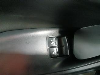 Seat Ibiza Ibiza IV (6J5) Hatchback 5-drs 1.2 TDI Ecomotive (CFWA) [55kW]  (06-20=
10/05-2015) picture 13