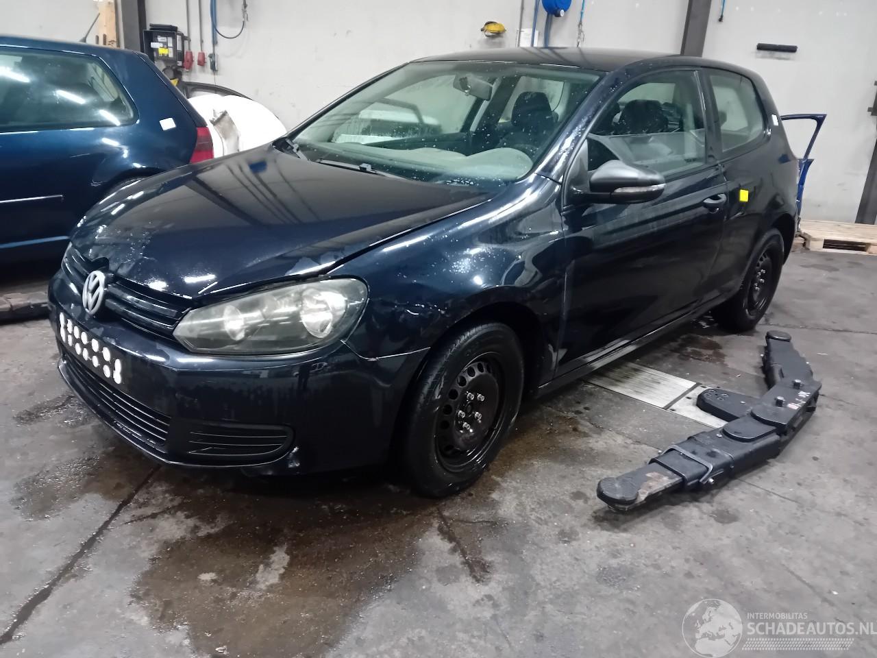 Volkswagen Golf Golf VI (5K1) Hatchback 1.2 TSI BlueMotion (CBZB) [77kW]  (11-2008/11-=
2012)