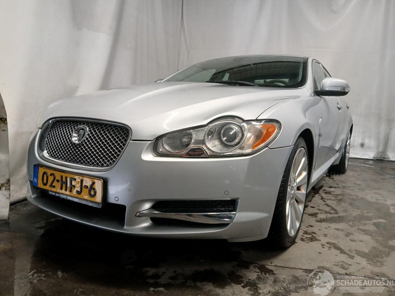 Jaguar XF XF (CC9) Sedan 2.7 D V6 24V (7G(AJ-TDV6)) [152kW]  (03-2008/04-2015)