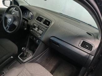 Volkswagen Polo Polo V (6R) Hatchback 1.2 TSI (CBZC(Euro 5)) [66kW]  (05-2011/05-2014)= picture 8