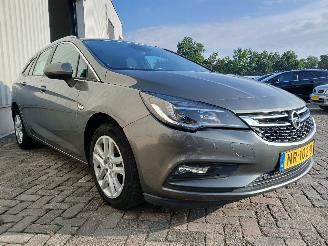 Opel Astra Astra K Sports Tourer Combi 1.6 CDTI 110 16V (B16DTU) [81kW]  (11-2015=
/12-2022) picture 6