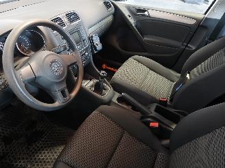 Volkswagen Golf Golf VI (5K1) Hatchback 1.6 TDI 16V (CAYC(Euro 5)) [77kW]  (02-2009/11=
-2012) picture 13