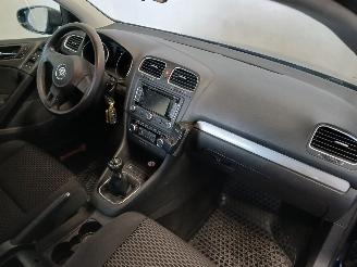 Volkswagen Golf Golf VI (5K1) Hatchback 1.6 TDI 16V (CAYC(Euro 5)) [77kW]  (02-2009/11=
-2012) picture 8