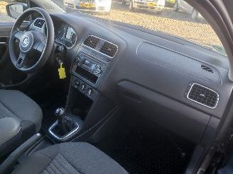 Volkswagen Polo Polo V (6R) Hatchback 1.2 TSI (CBZC(Euro 5)) [66kW]  (05-2011/05-2014)= picture 7