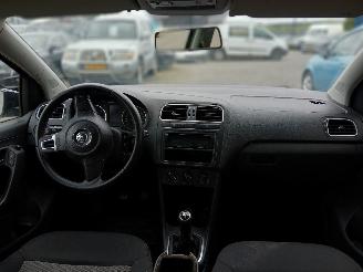 Volkswagen Polo Polo V (6R) Hatchback 1.2 TDI 12V BlueMotion (CFWA(Euro 5)) [55kW]  (1=
0-2009/05-2014) picture 9