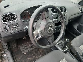 Volkswagen Polo Polo V (6R) Hatchback 1.2 TDI 12V BlueMotion (CFWA(Euro 5)) [55kW]  (1=
0-2009/05-2014) picture 11