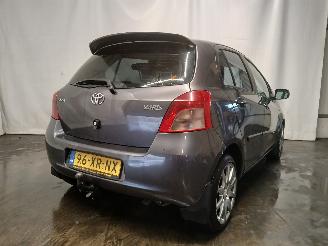 Toyota Yaris Yaris II (P9) Hatchback 1.3 16V VVT-i (2SZFE) [64kW]  (08-2005/11-2010=
) picture 5