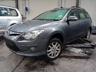 Vrakbiler auto Hyundai I-30 i30 Crosswagon (WWH) Combi 1.6 CVVT 16V (G4FC-G) [93kW]  (02-2008/06-2=
012) 2010/10