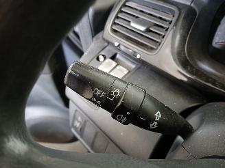 Honda Fr-v FR-V (BE) MPV 1.7 16V (D17A2) [92kW]  (02-2005/12-2006) picture 18