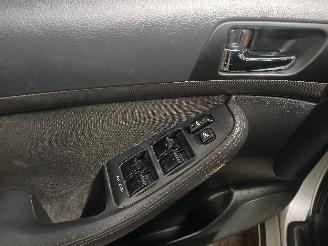 Toyota Avensis Avensis Wagon (T25/B1E) Combi 2.0 16V VVT-i D4 (1AZFSE) [108kW]  (04-2=
003/11-2008) picture 12